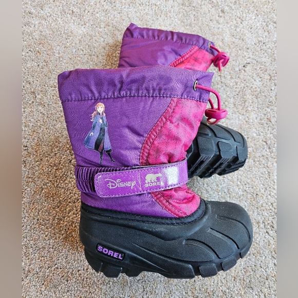 Sorel disney frozen anna boots 10 - Picture 5 of 7